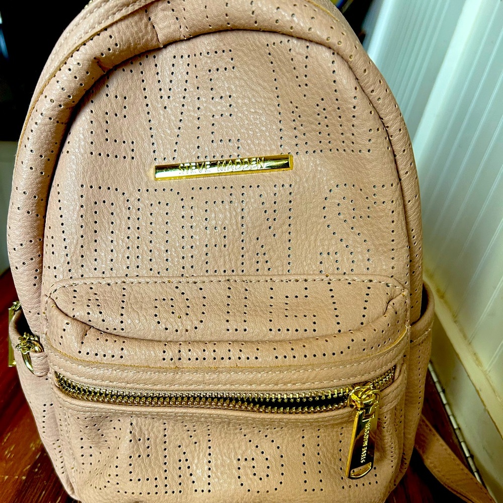 Steve Madden mini backpack. Rose Gold pink. BNWOT.